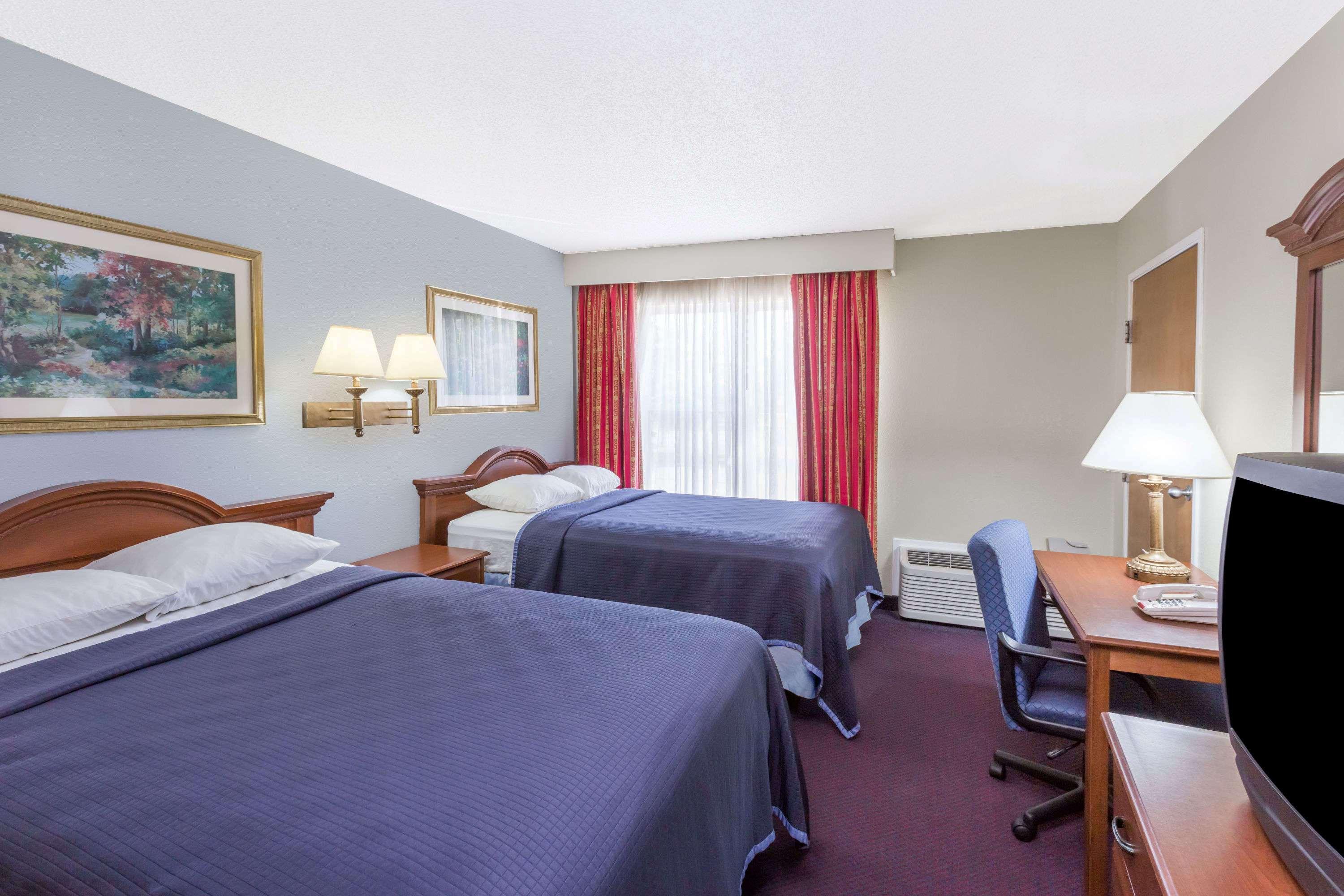 Baymont By Wyndham Lake Park Valdosta I75 Eksteriør bilde